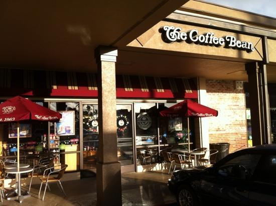 Coffee Bean & Tea Leaf